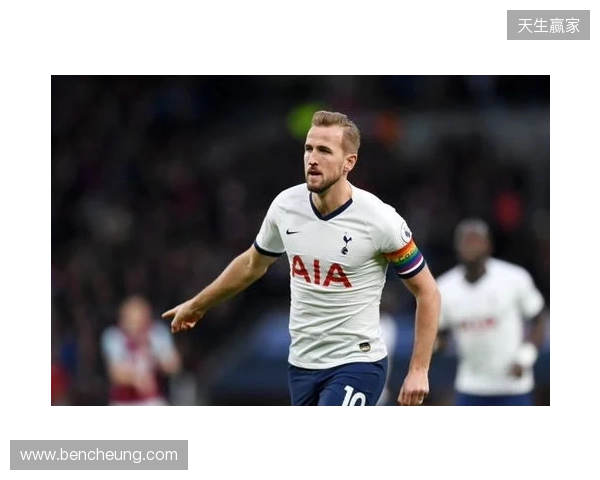 欧洲金靴最新排名:凯恩、姆巴佩、哈兰德前3,上田绮世上榜